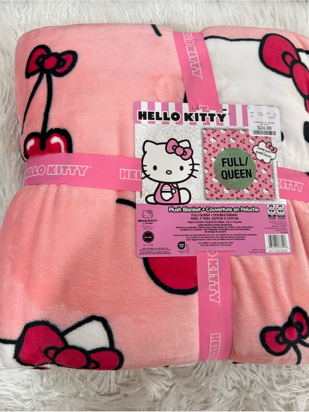 Hello Kitty cherry Full/Queen Blanket
